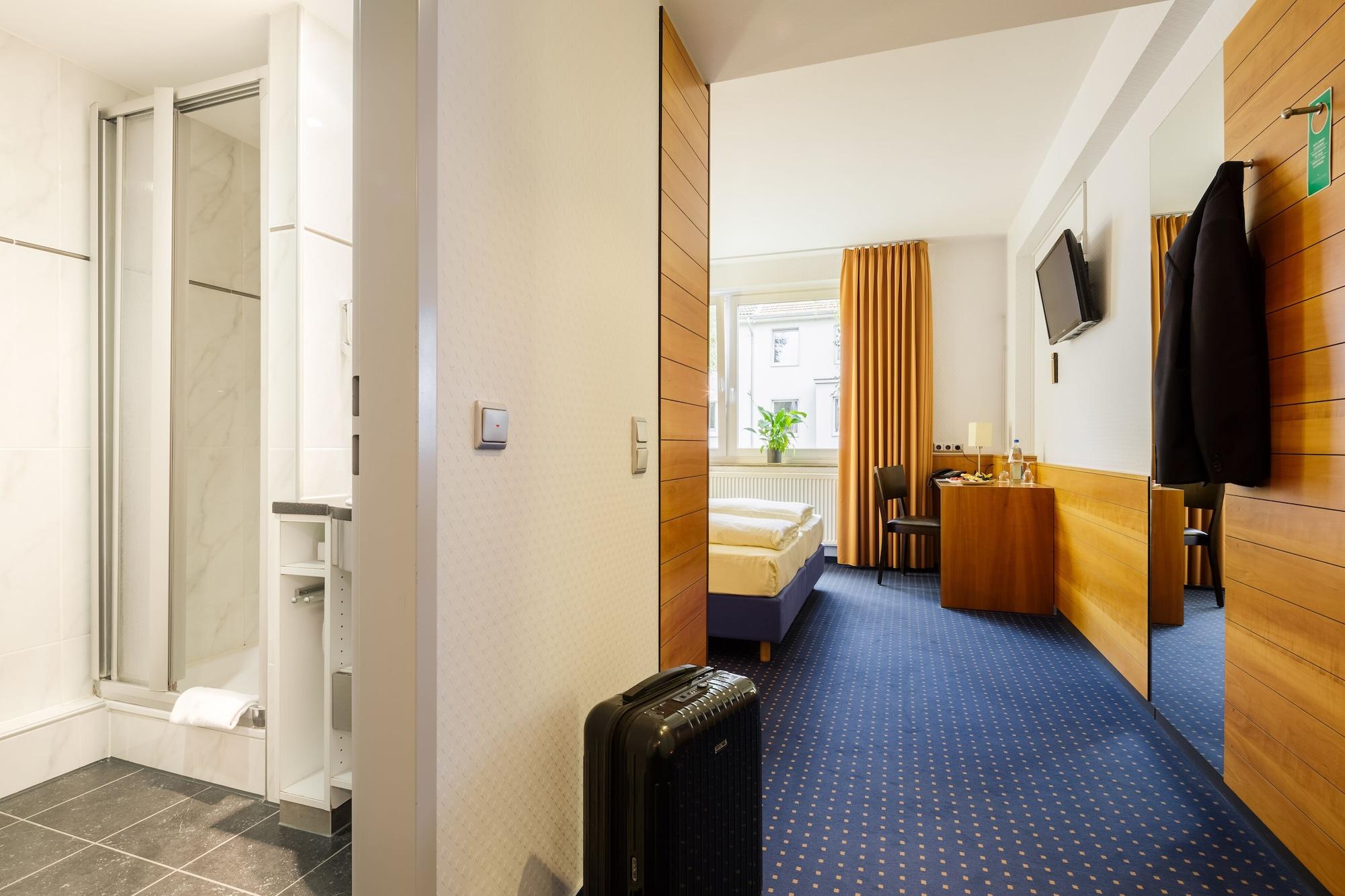 Messehotel Koeln-Deutz Екстериор снимка