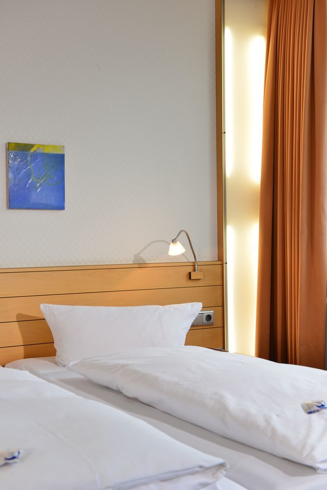 Messehotel Koeln-Deutz Екстериор снимка